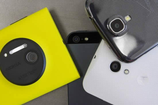 iPhone 5,Galaxy S4,Lumia 1020,MOTO X手机摄像头PK_手机技巧