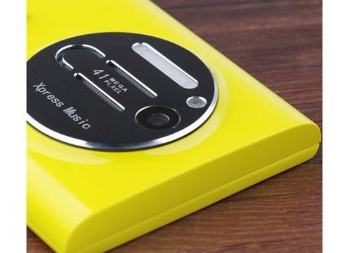 Lumia1020继任版曝光 或配双闪光灯_手机技巧