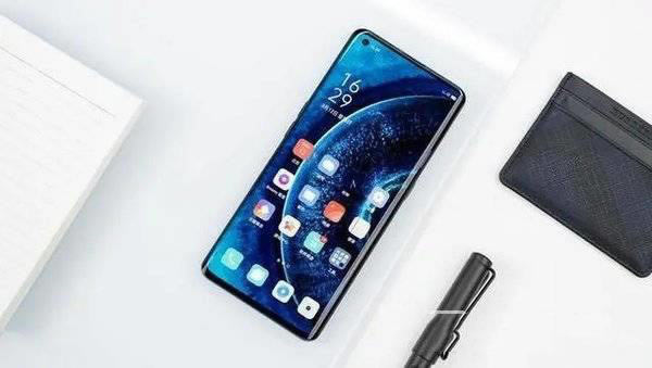 OPPO FindX3对比小米11哪一个好?OPPO FindX3对比小米11评测