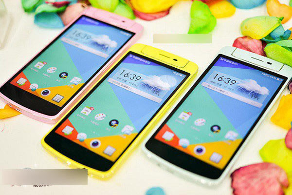 OPPO N1 mini机身颜色更为靓丽