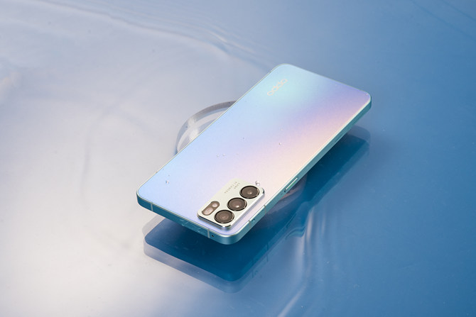 OPPO Reno6值得入手吗 OPPO Reno6详细评测_手机评测_手机学院_本站