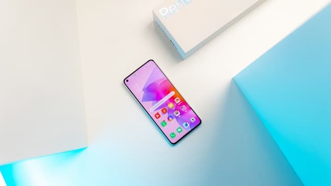 OPPO Reno7 Pro值得入手吗 OPPO Reno7 Pro详细评测_手机评测_手机学院_本站
