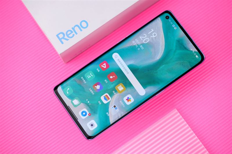 OPPO Reno6Pro值得入手吗 OPPO Reno6Pro手机全方位评测_手机评测_手机学院_本站
