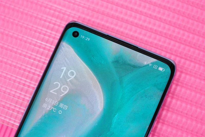OPPO Reno6Pro值得入手吗 OPPO Reno6Pro手机全方位评测_手机评测_手机学院_本站