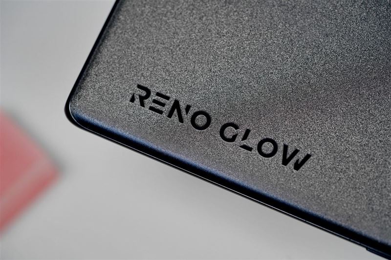 OPPO Reno5 Pro+值得入手吗 OPPO Reno5 Pro+手机全方位评测_手机评测_手机学院_本站