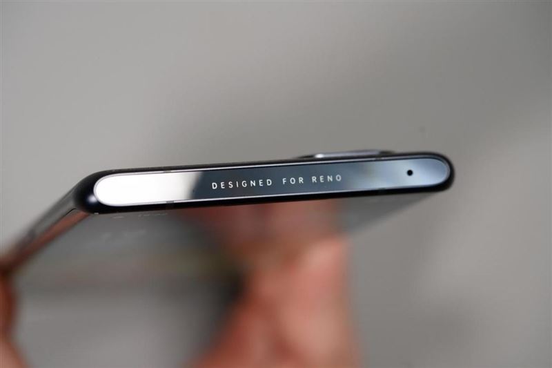 OPPO Reno5 Pro+值得入手吗 OPPO Reno5 Pro+手机全方位评测_手机评测_手机学院_本站