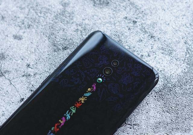 OPPO Reno和iPhone8哪款好 OPPO Reno和iPhone8手机对比评测_手机评测_手机学院_本站