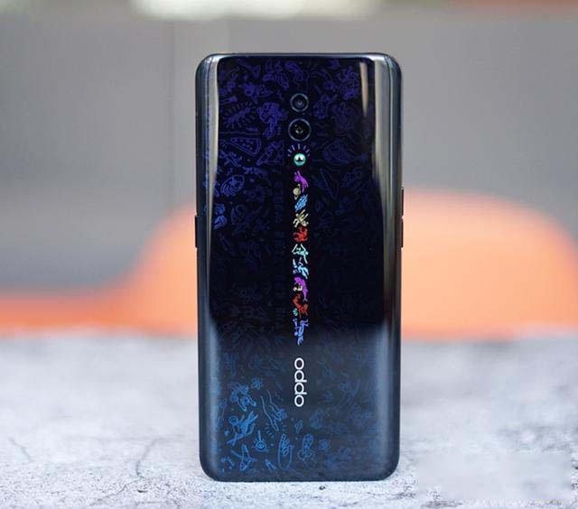 OPPO Reno和iPhone8哪款好 OPPO Reno和iPhone8手机对比评测_手机评测_手机学院_本站