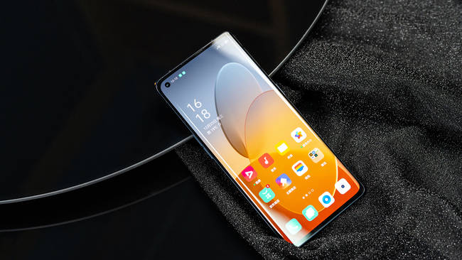 OPPO Reno5 Pro+体验如何 OPPO Reno5 Pro+体验评测_手机评测_手机学院_本站