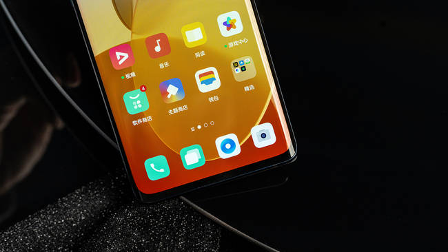 OPPO Reno5 Pro+体验如何 OPPO Reno5 Pro+体验评测_手机评测_手机学院_本站