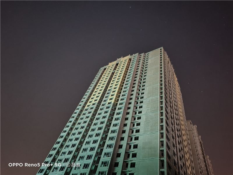 OPPO Reno5 Pro+值得入手吗 OPPO Reno5 Pro+手机全方位评测_手机评测_手机学院_本站