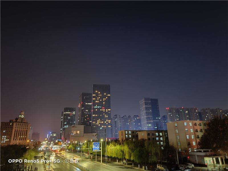 OPPO Reno5 Pro+值得入手吗 OPPO Reno5 Pro+手机全方位评测_手机评测_手机学院_本站