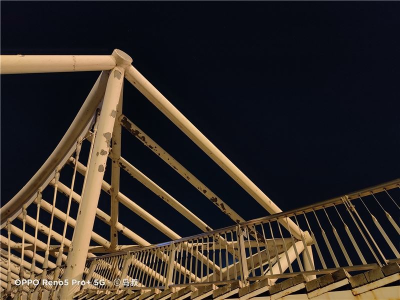 OPPO Reno5 Pro+值得入手吗 OPPO Reno5 Pro+手机全方位评测_手机评测_手机学院_本站