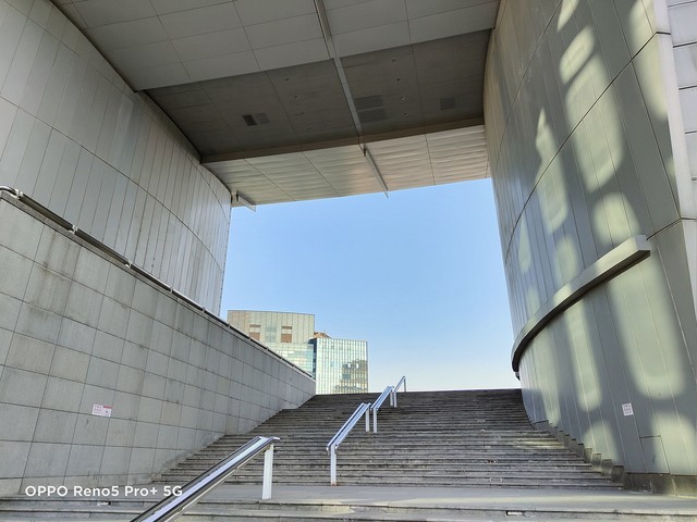 ��׵�����865��ֵ������OPPO Reno5 Pro+ȫ������