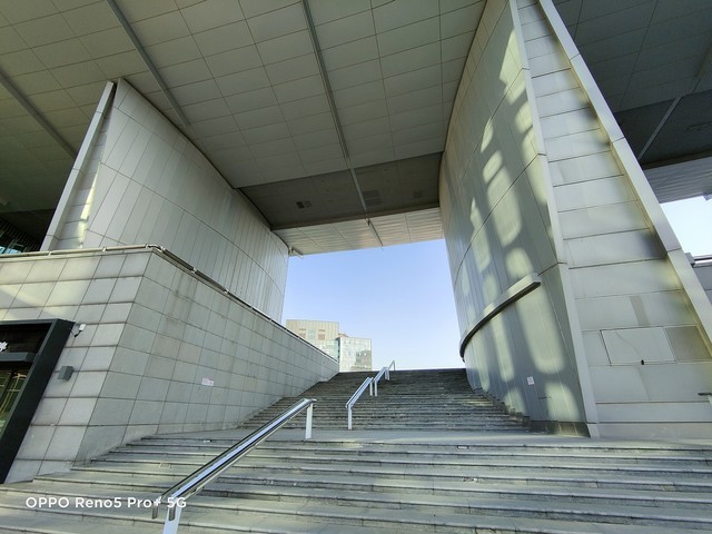 ��׵�����865��ֵ������OPPO Reno5 Pro+ȫ������