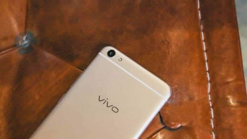 vivo X7 Plus-16