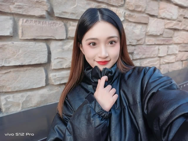 vivo S12 Pro手机评测 打游戏很强的先锋影像旗舰_手机评测_手机学院_本站