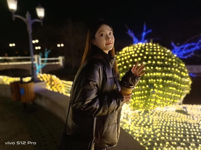 vivo S12 Pro手机评测 打游戏很强的先锋影像旗舰_手机评测_手机学院_本站