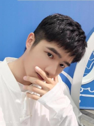 vivoS7和华为nova7se哪款更好 vivoS7和华为nova7se性价比介绍_手机评测_手机学院_本站