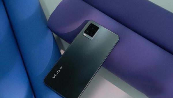 opporeno5和vivos7怎么选 opporeno5和vivos7区别对比_手机评测_本站