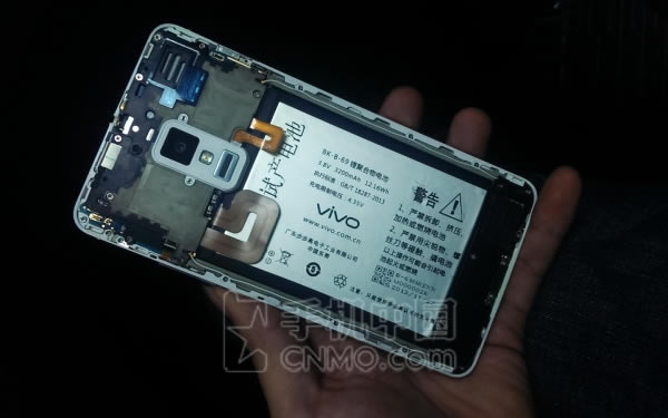 ܱǿ vivo Xplay3Sͼع