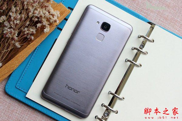 华为G9青春版和荣耀5C哪个好?华为G9青春版和荣耀5c全方位区别对比评测_手机评测_手机学院_本站