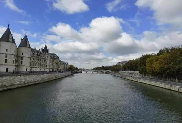 ��Ϊmate40pro��p40pro�Ŀ����պ� �����ֻ�����Ч���Ա�_�ֻ�����_�ֻ�ѧԺ_��վ