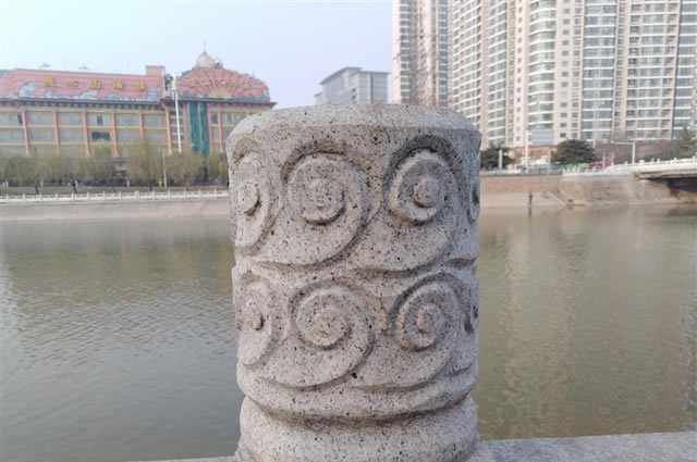 荣耀畅玩7C值得买吗?华为荣耀畅玩7C全面详细评测_手机评测_手机学院_本站