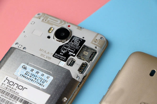 ��ҫ����6��ôװ��/�忨����Ϊ��ҫ����6�ֻ�SIM����װͼ�Ľ̳� 