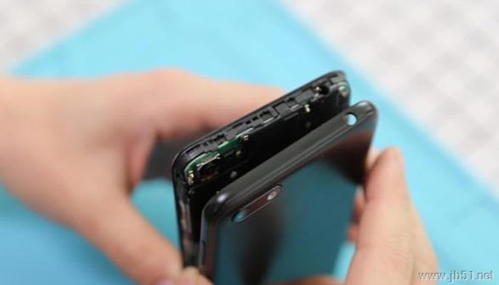 荣耀畅玩7做工怎么样?华为荣耀畅玩7拆机图解_手机评测_手机学院_本站