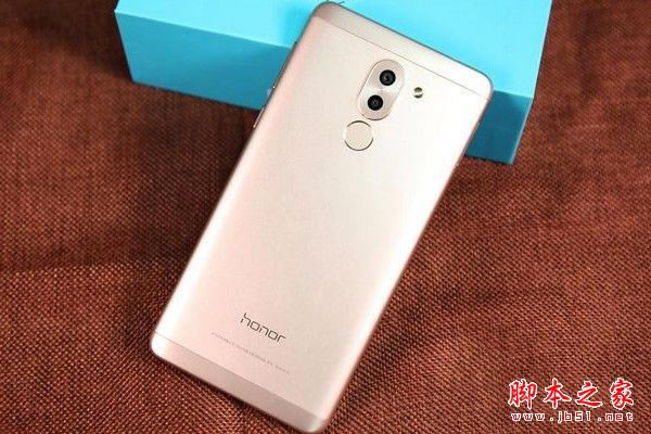 荣耀6x和荣耀7哪个好?华为荣耀畅玩6x和荣耀7全面区别对比详细评测图解