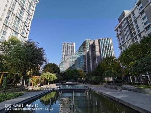 华为Mate30 5G好不好用 华为Mate30 5G上手体验_手机评测_手机学院_本站