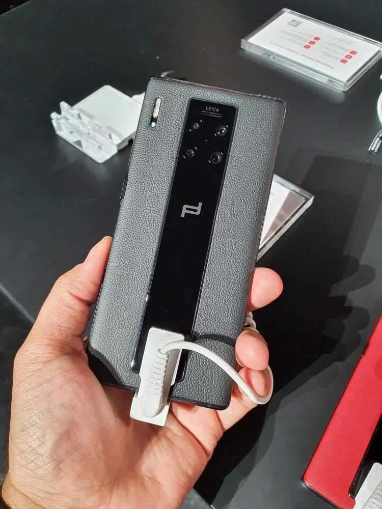 华为Mate30RS保时捷版首发上手 万元神机你会买吗 _安卓手机_手机学院_本站