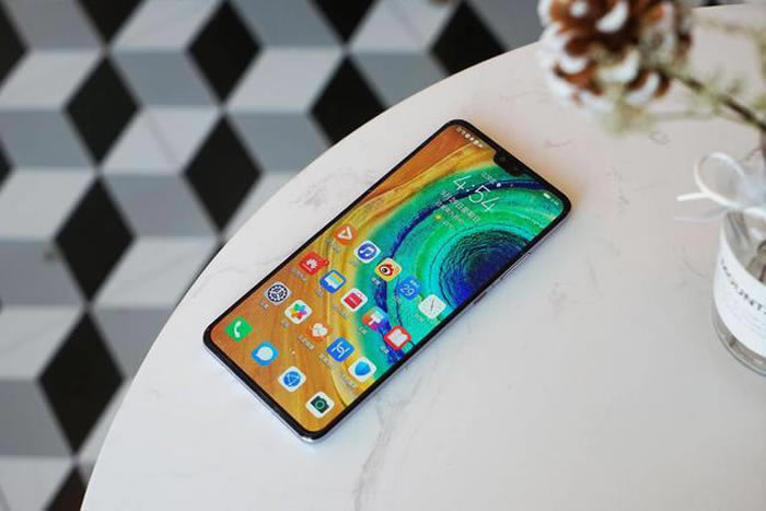 解决续航和充电焦虑 详解华为Mate30/华为Mate30 Pro三大续航亮点_手机评测_手机学院_本站