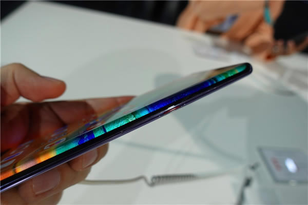 华为Mate 30/30 Pro/30 RS保时捷真机上手图赏_安卓手机_手机学院_本站