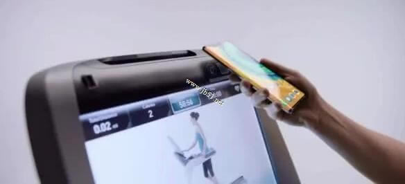 华为Mate 30 Pro 5G内部构造如何呢?华为Mate 30 Pro拆解图文评测_手机评测_手机学院_本站