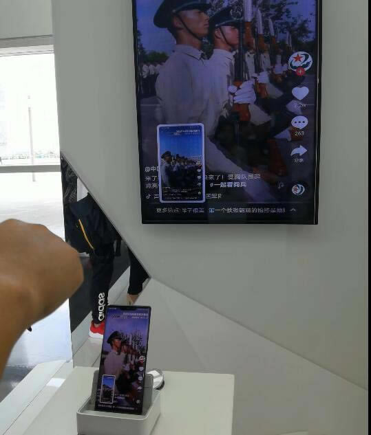 ��ΪMate30Pro�������غ�AI���ղٿغò����� ��ΪMate30Proʹ������_��׿�ֻ�_�ֻ�ѧԺ_��վ