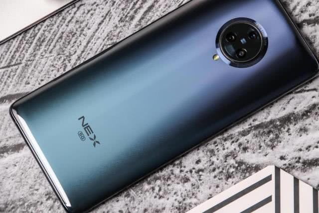 ��ΪMate30Pro��NEX3 5G�Ŀ�� ��ΪMate30Pro��NEX3 5G����Ա�_�ֻ�����_�ֻ�ѧԺ_��վ