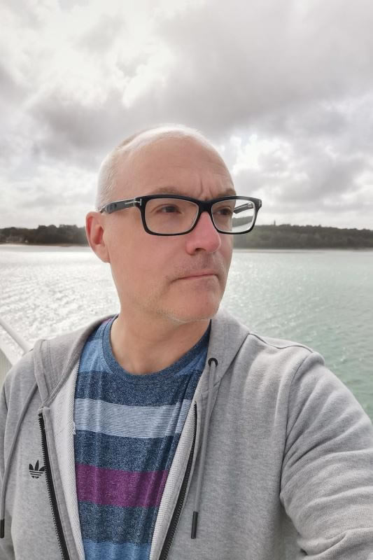 iPhone11Pro�ͻ�ΪMate30Pro�Ŀ����պ� iPhone11Pro�ͻ�ΪMate30Pro����Ա�_�ֻ�����_�ֻ�ѧԺ_��վ