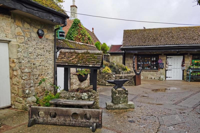 iPhone11Pro�ͻ�ΪMate30Pro�Ŀ����պ� iPhone11Pro�ͻ�ΪMate30Pro����Ա�_�ֻ�����_�ֻ�ѧԺ_��վ