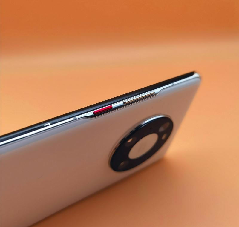 华为Mate40Pro值得入手吗 华为Mate40 Pro首发上手体验评测_手机评测_手机学院_本站