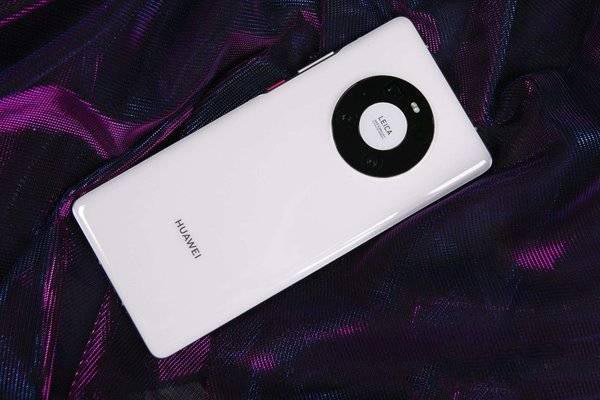 ����s20ultra�ͻ�Ϊmate40pro�ĸ���-�������öԱ�