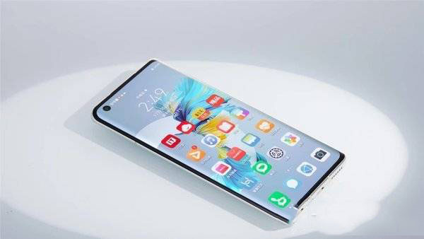 ����18�ͻ�ΪMate40�ĸ���ֵ���ڴ�-����18�ͻ�ΪMate40�����Ա�