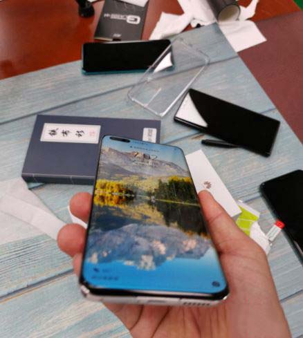 ��Ϊmate40��ͷ����Ĥ�� ��Ϊmate40��ͷĤ�б�Ҫ����_��׿�ֻ�_�ֻ�ѧԺ_��վ