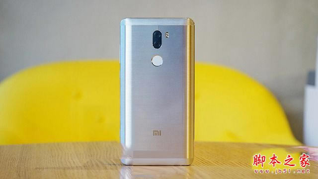 华为Mate9和小米5s Plus哪个值得买?小米5s Plus与华为Mate9全面区别对比详细评测图解