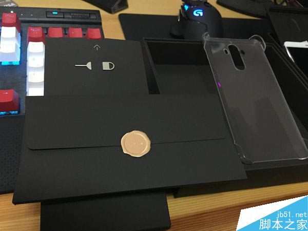 华为Mate9网友开箱上手评测 4GB+32GB可流畅体验