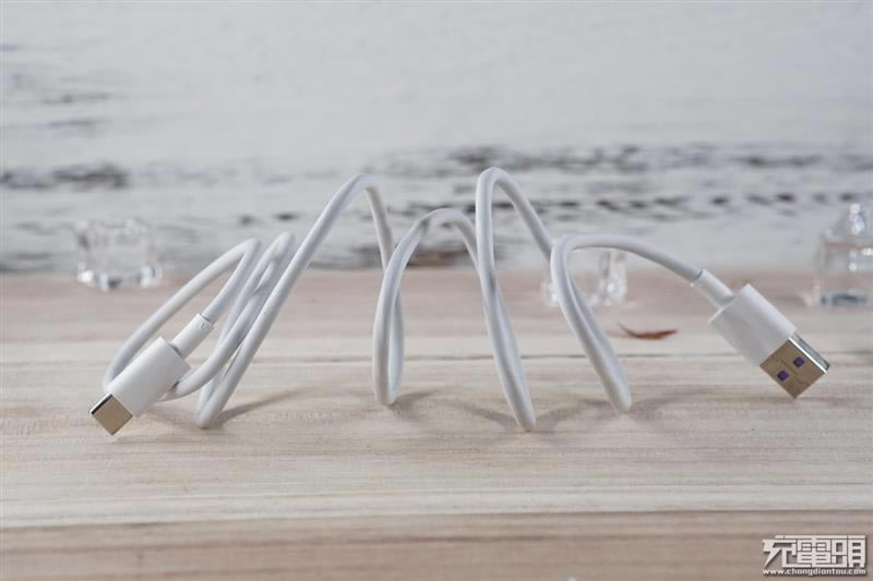 5A的过电流能力到底如何?华为Mate 9原装Type-C数据线拆解_硬件综合_硬件教程_本站