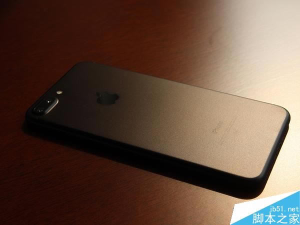 5000元以上的价位 华为Mate9 Pro和iPhone7 Plus对比哪一款更好值得买?_手机评测_手机学院_本站