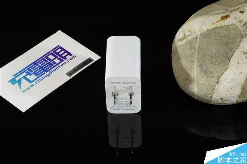 充电效果如何?华为Mate 9原装充电器SuperCharger拆解与评测_硬件综合_硬件教程_本站