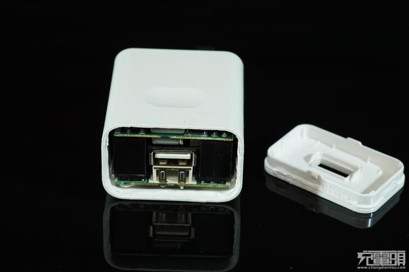 充电效果如何?华为Mate 9原装充电器SuperCharger拆解与评测_硬件综合_硬件教程_本站